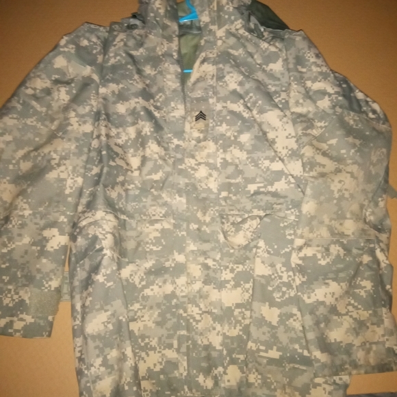 brand new without tags military issued jacket - Picture 7 of 7
